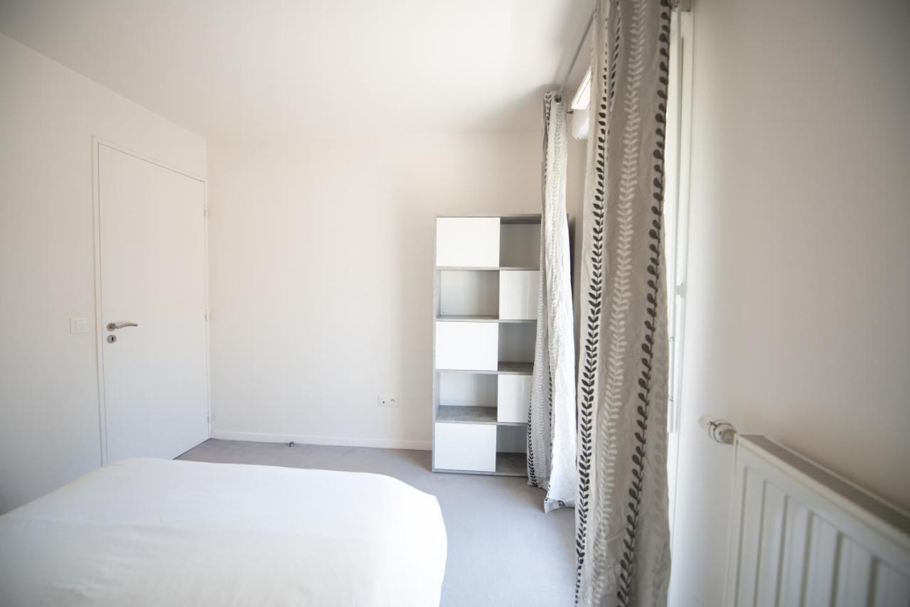 Appartements De 2 Ou 3 Chambres A 40 Minutes De Paris Courcouronnes Bagian luar foto