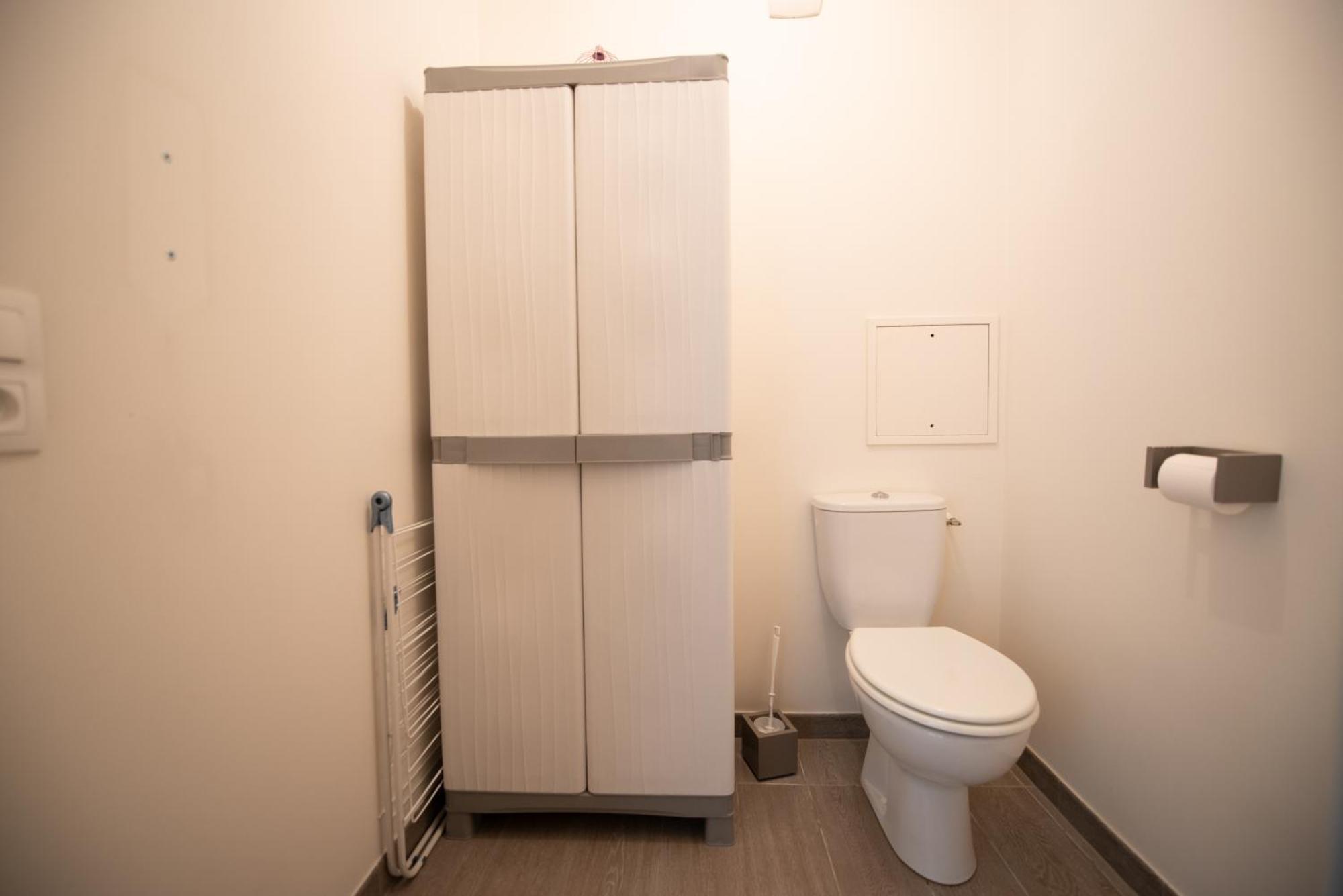 Appartements De 2 Ou 3 Chambres A 40 Minutes De Paris Courcouronnes Ruang foto
